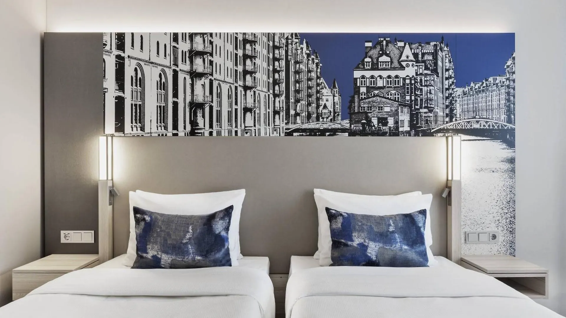 Courtyard By Marriott Hamburg City Germany